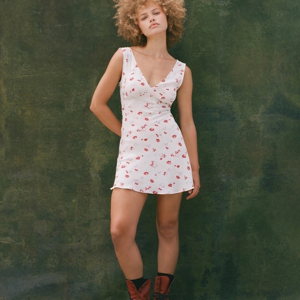 Realisation Par Isabelli Dress in Illuminismo